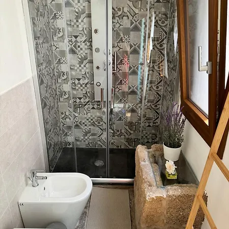 L'isola Apartment *
